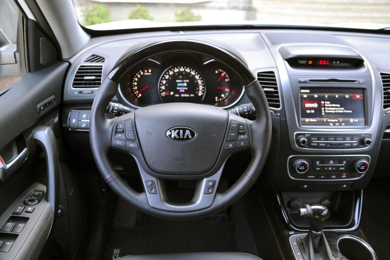 Kia соренто 2014