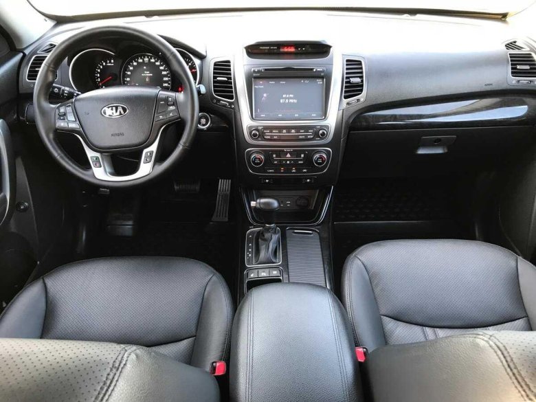 Киа соренто 2 рестайлинг салон