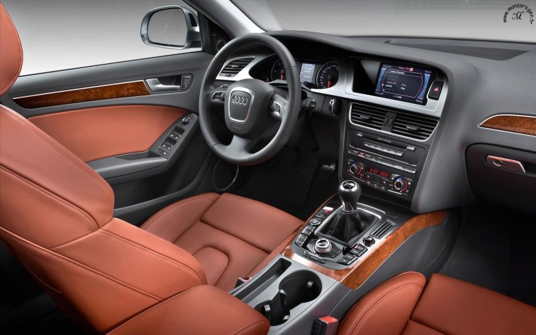 Ауди а4 салон