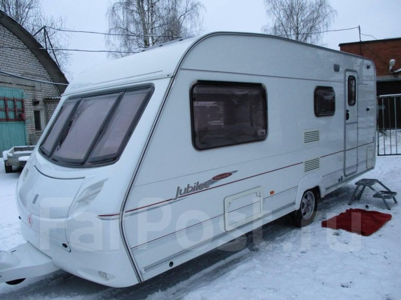 Прицеп дом на колесах