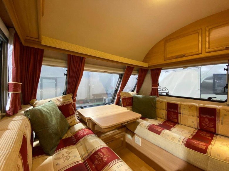 Кемпер прицеп