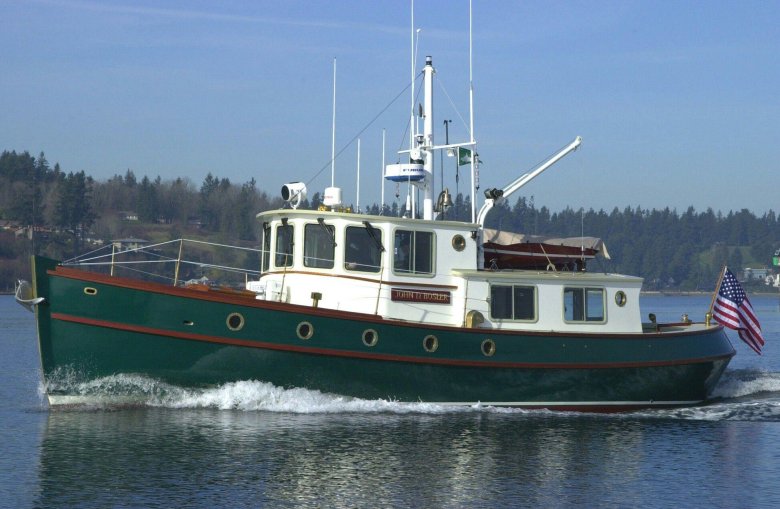 Моторные яхты траулеры