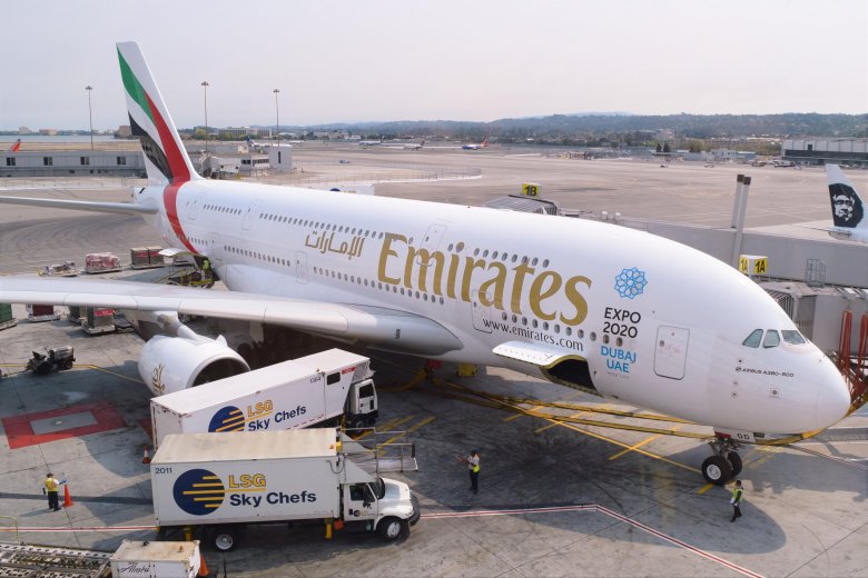 Airbus a 380 800 emirates