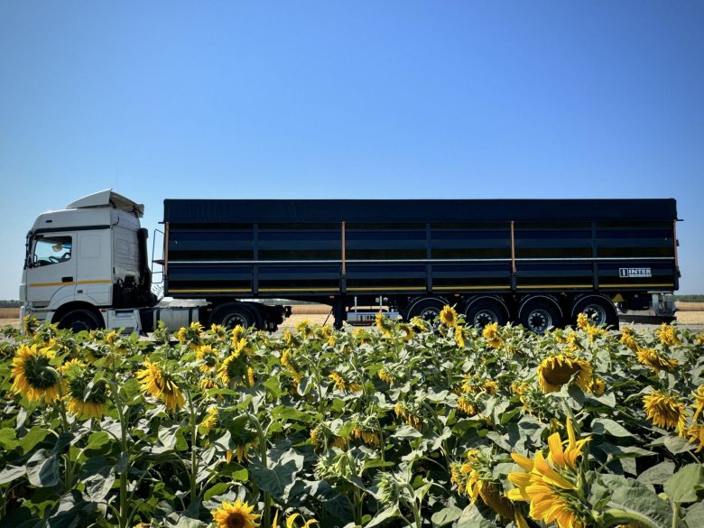 Полуприцеп зерновоз бонум