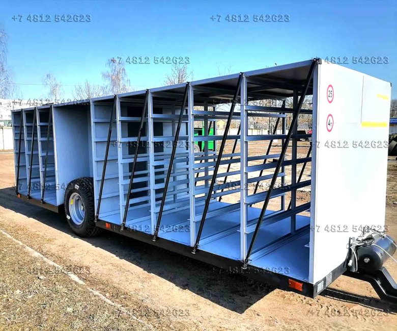 Легковой прицеп для перевозки скота