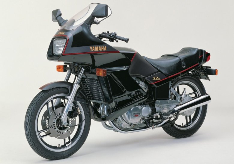 Yamaha xz 550