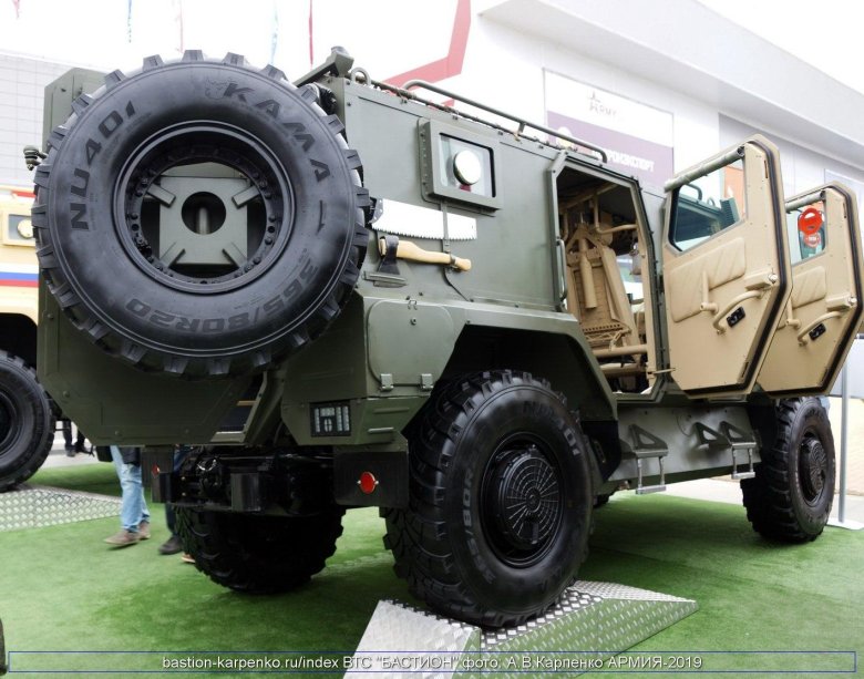 Бронеавтомобиль впк урал