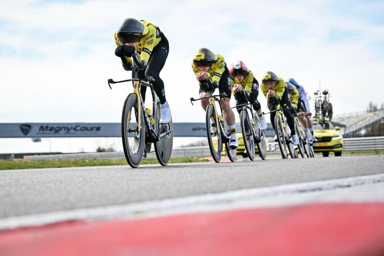 Трековый велоспорт