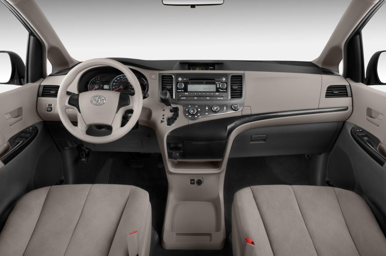 Toyota sienna 2010