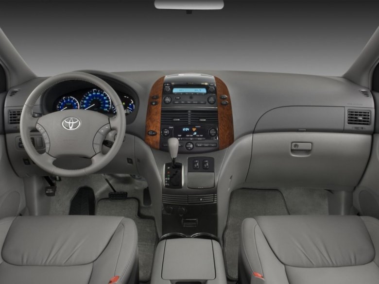Toyota sienna 2009