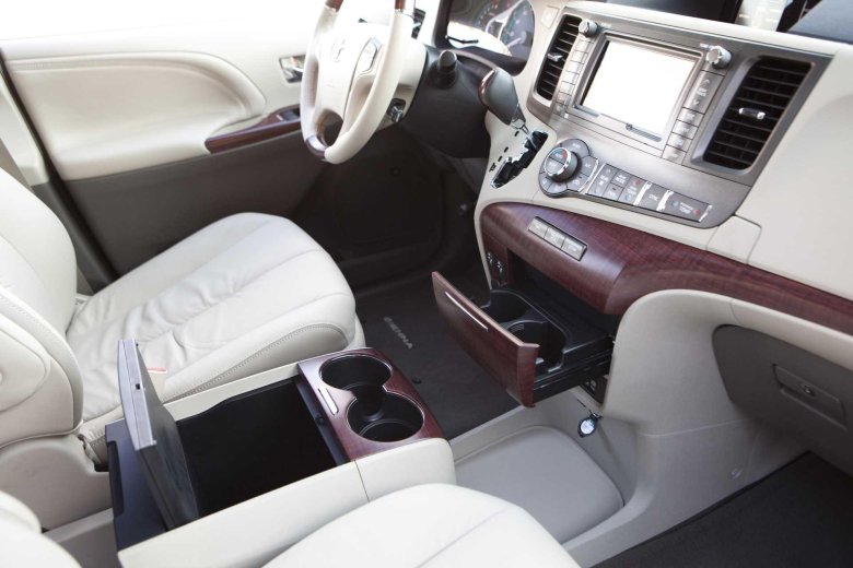 Toyota sienna 2010 2014