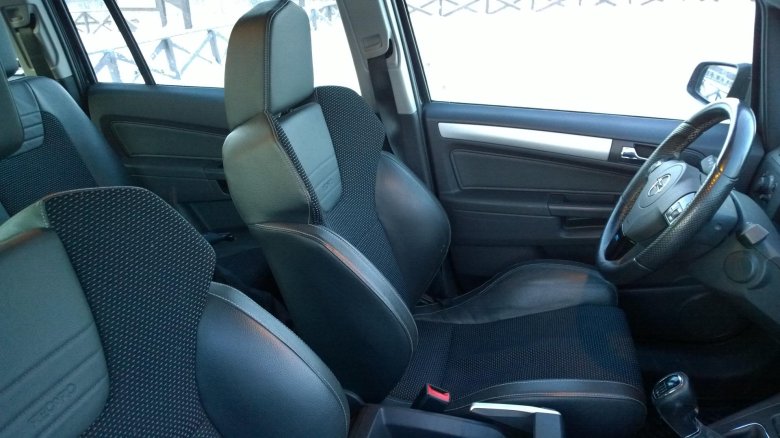 Опель зафира опс 2004