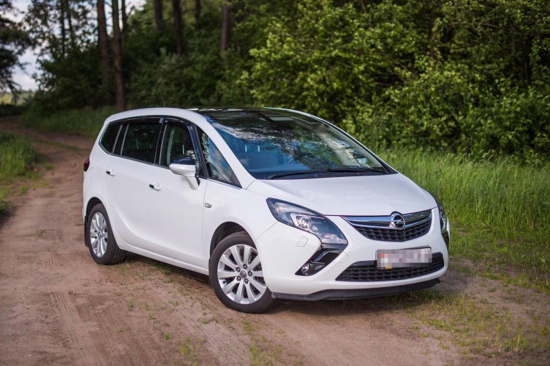 Opel zafira 2013