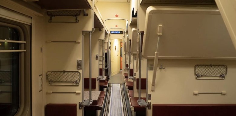 Фирменный белорусский поезд плацкарт