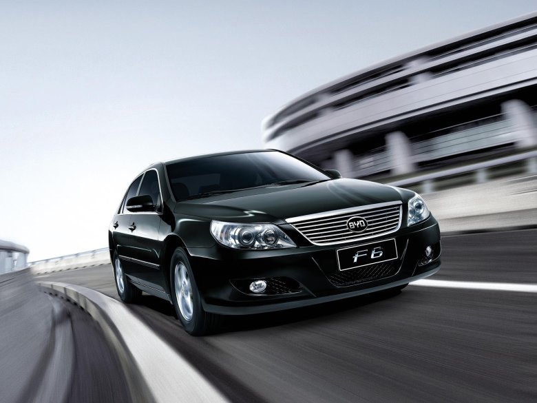 Автомобиль седан