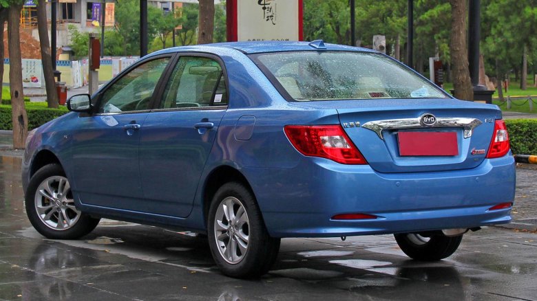 Byd f3 и тойота королла