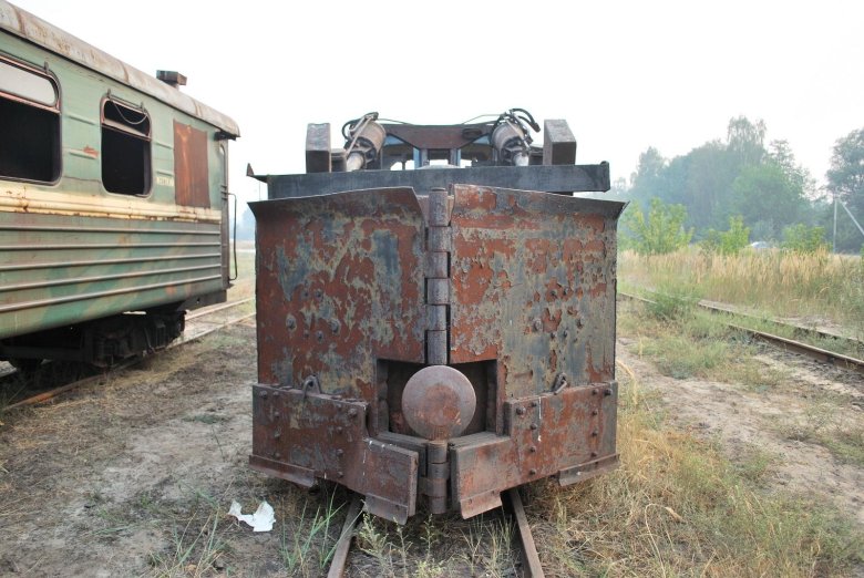 Узкоколейная железная дорога торфопредприятия назия