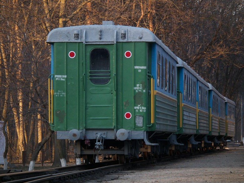 Узкоколейный пассажирский вагон пв 40