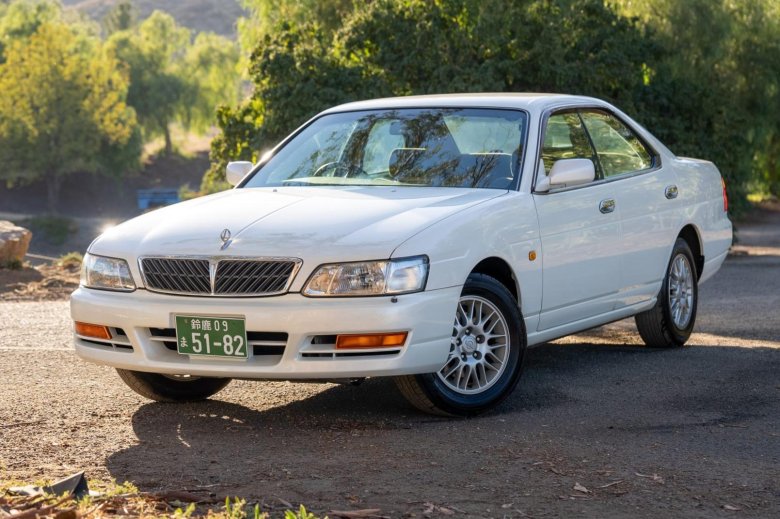 Nissan laurel medalist