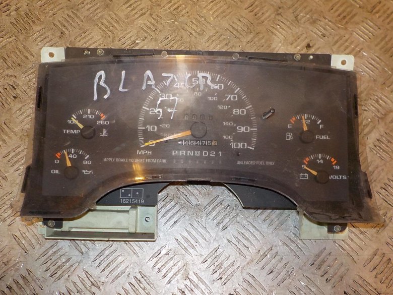 Приборная панель chevrolet blazer