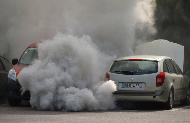 Загрязнение воздуха машинами