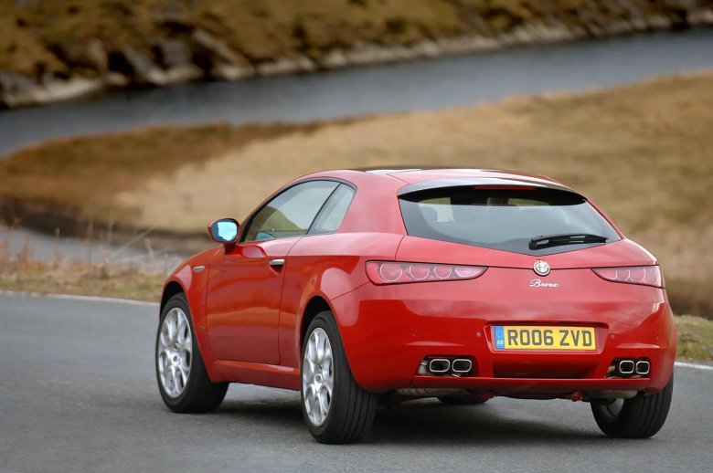 Alfa romeo хэтчбек