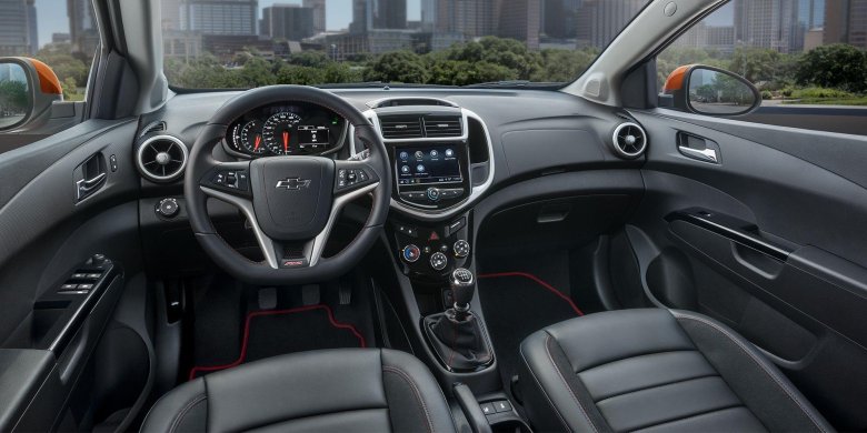 Spark 2021 chevrolet salon