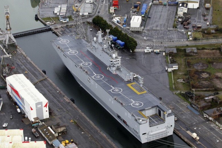 Мистраль вертолетоносец