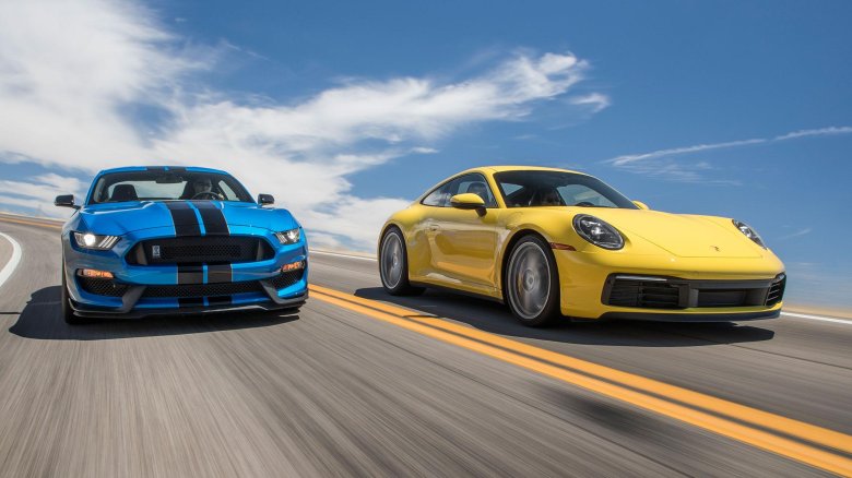 Форд мустанг и порше 911