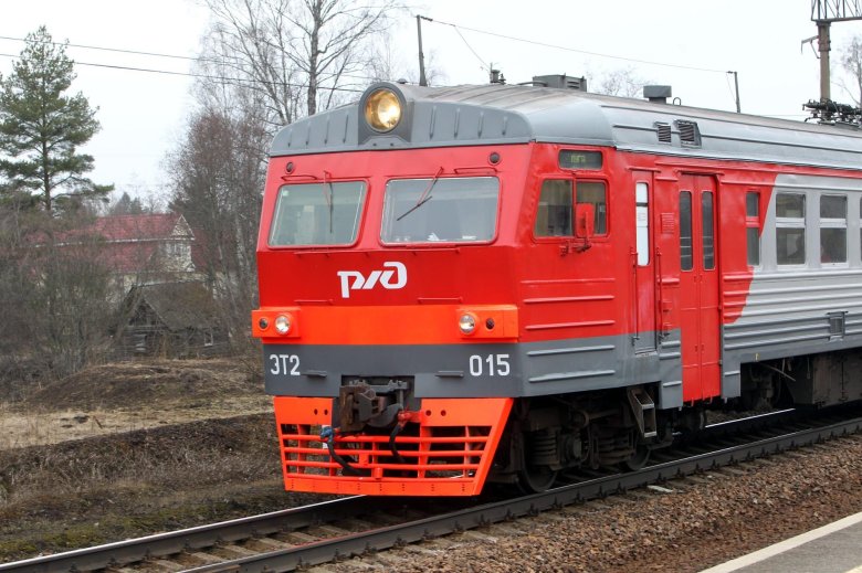 Электропоезд эт 2 м