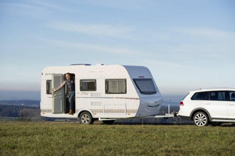 Прицеп дом на колесах