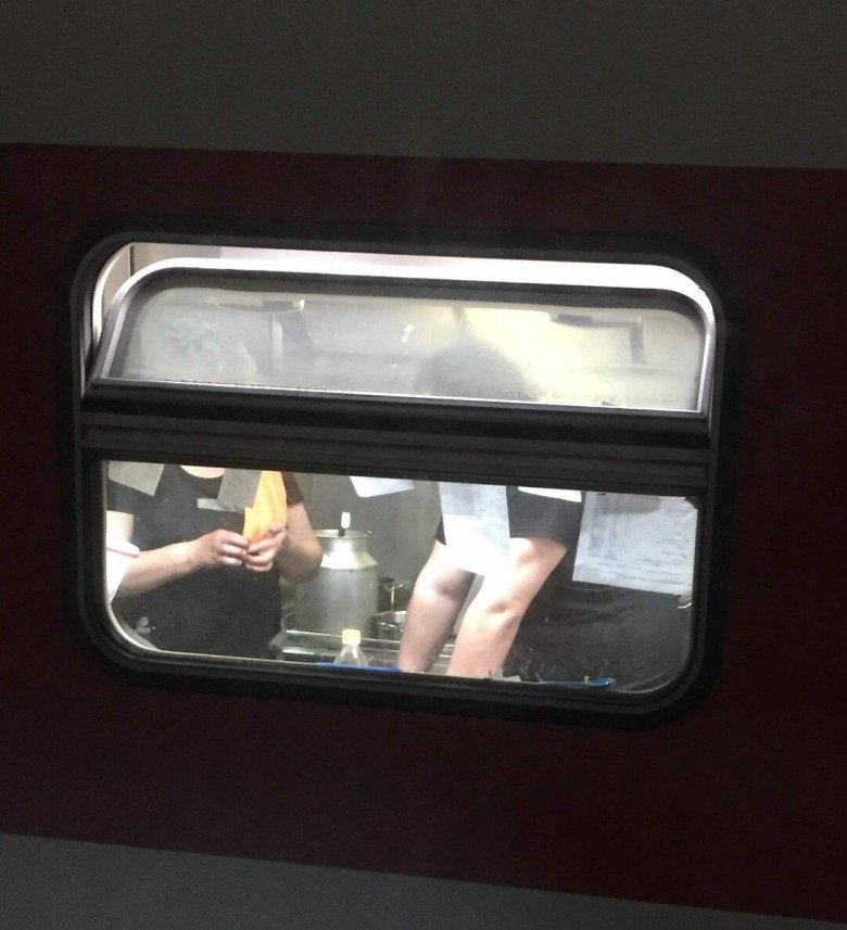 Вагон ресторан в поезде ржд