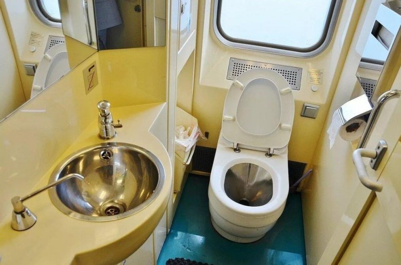 Биотуалет плацкарт вагоны