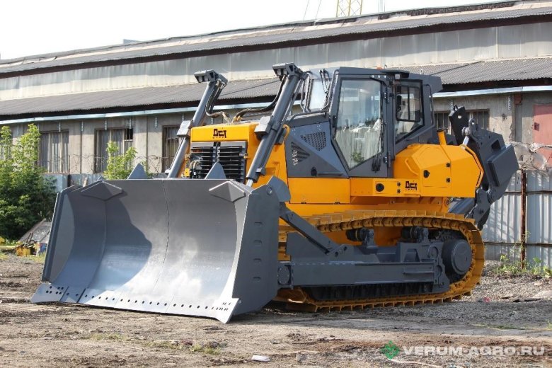 Бульдозер дст урал тм 10