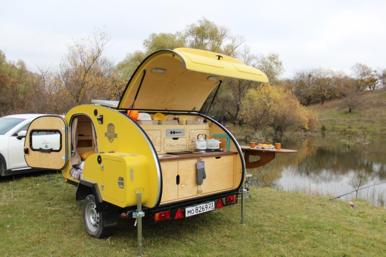 Прицеп дача смарткемпер