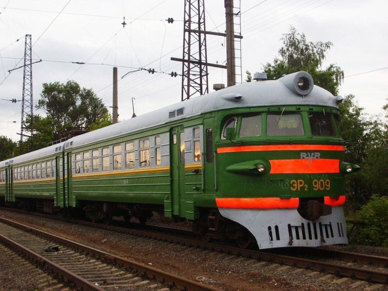 Электропоезд эр 2