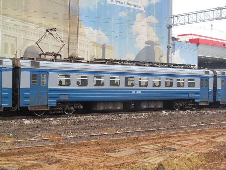 Моторный вагон эд4м