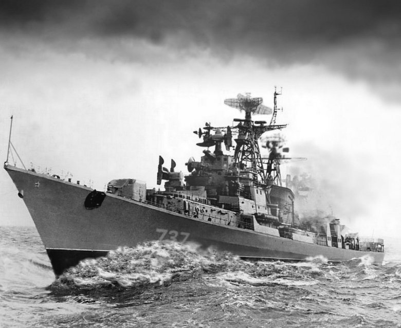 Крейсер комсомолец балтийский флот