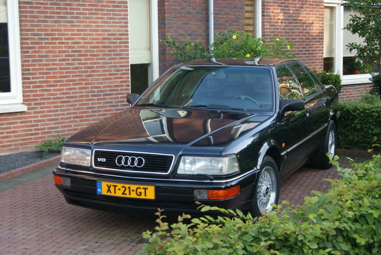 Audi v8 1988