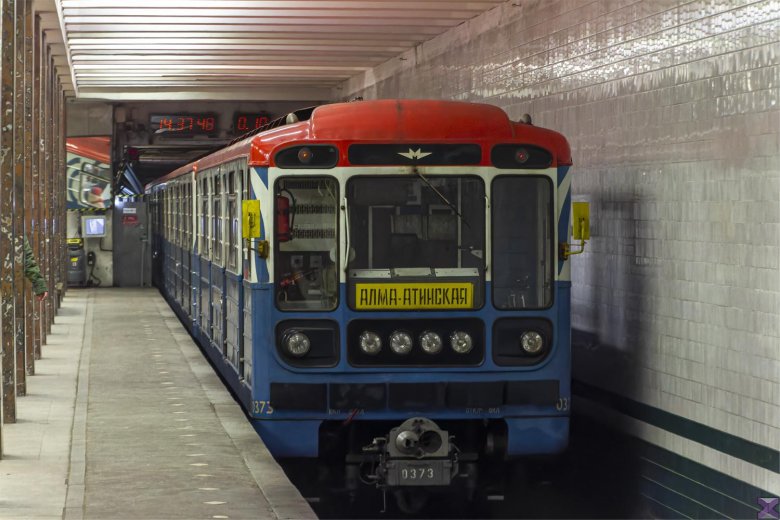 Москва вагон метро