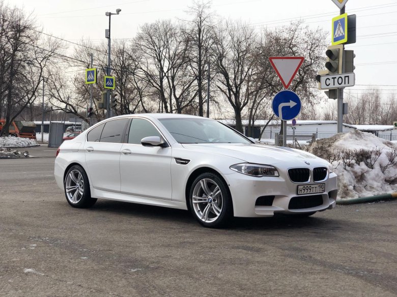 Бмв м5 ф10