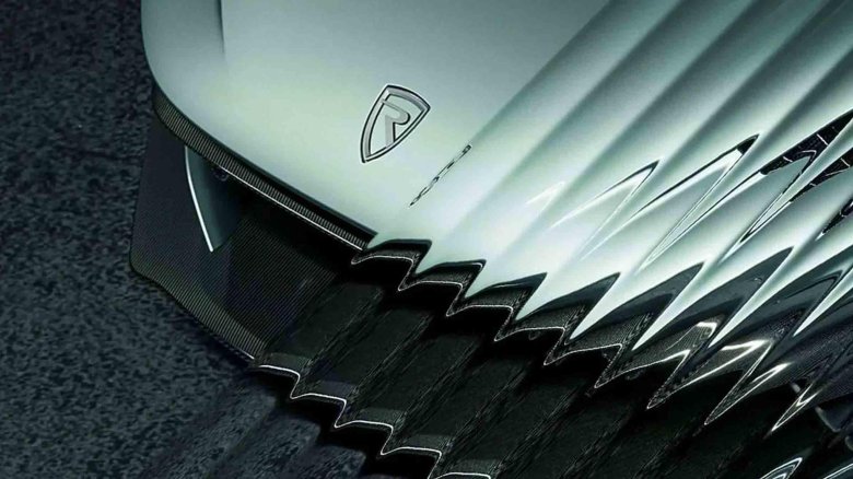 Астон мартин valhalla