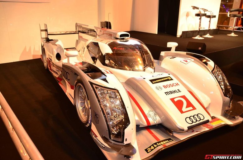 Audi r18 tdi e tron