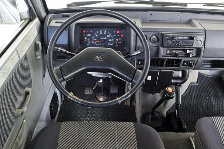 Suzuki samurai sj 1990