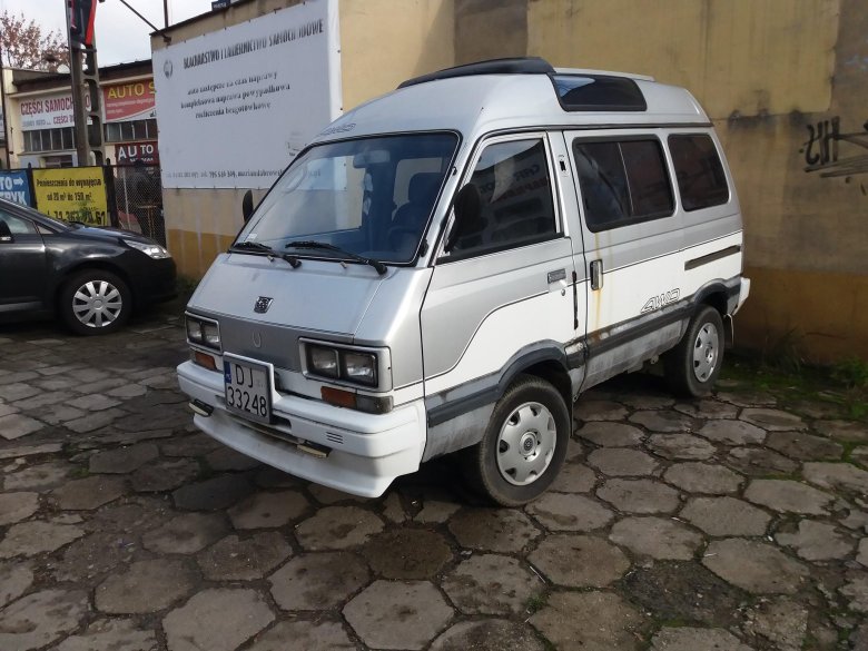 Субару доминго 1997