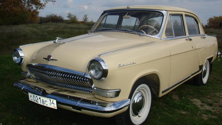 Газ 21 бежевая