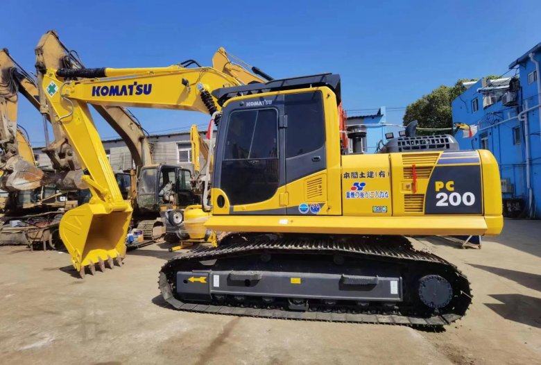 Komatsu pc 200