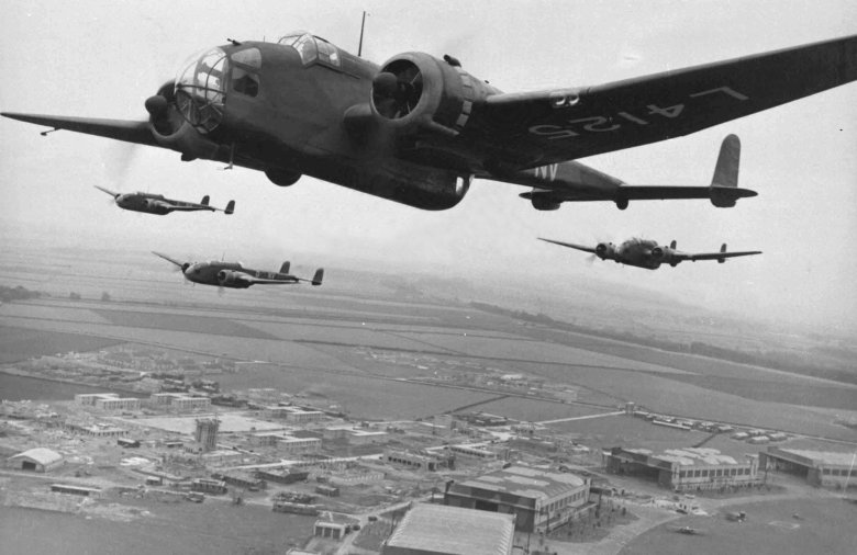 Немецкий бомбардировщик дорнье до-17