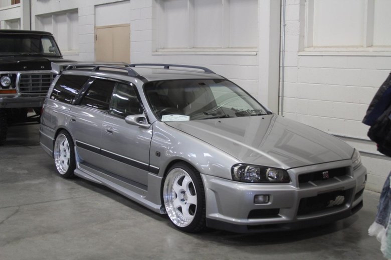 Nissan stagea 1997