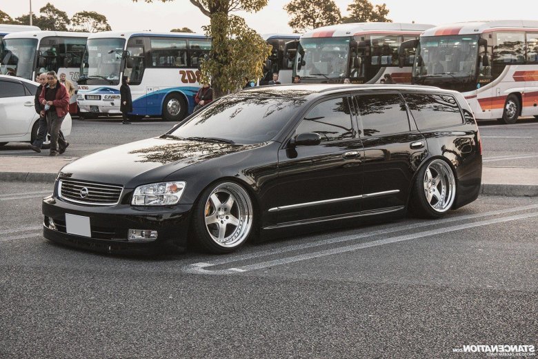 Nissan stagea m35
